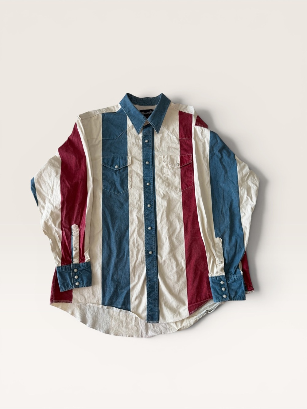 Vntg Wrangler Striped Button-Down Shirt in Blue, Red & White